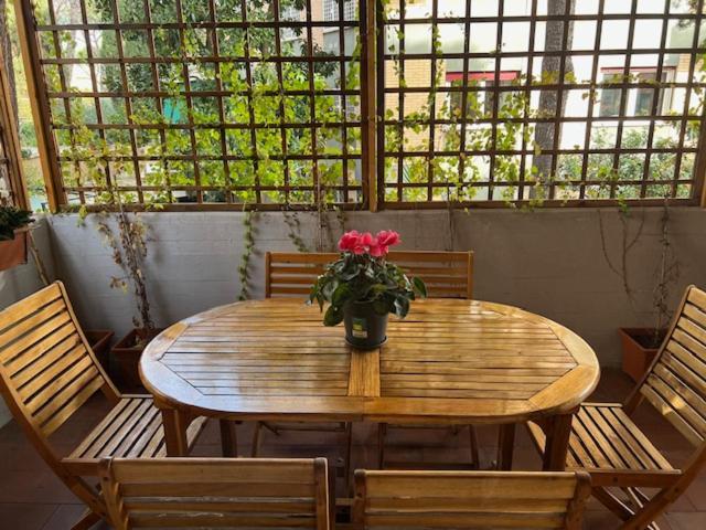 La Casa Delle Camelie Apartment Рим Екстериор снимка